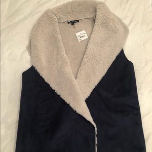 NEW! NTW!! Navy winter vest- lined with SOFT!!